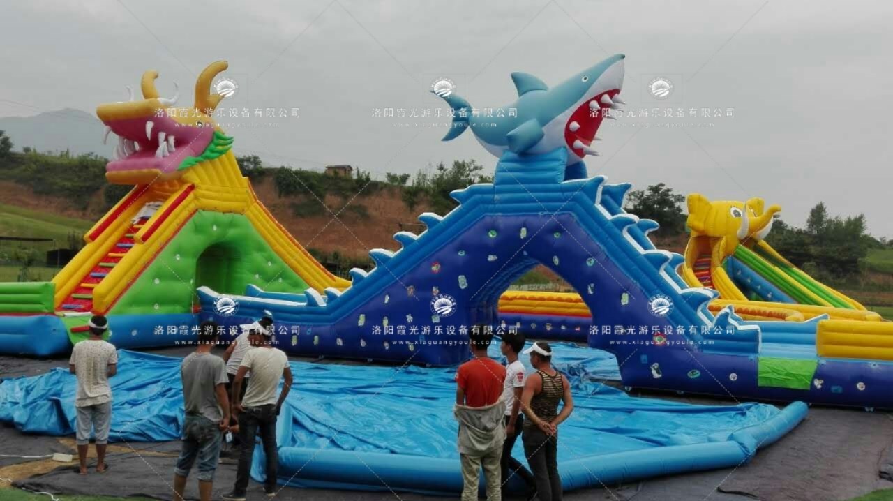 兴义龙鲨嬉水水上乐园